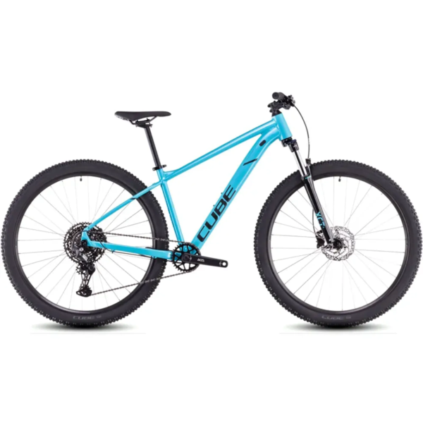 Cube Aim Race Mountain Bike in Swimming Pool/Black