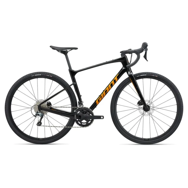 Giant Revolt Advanced 3 Gravel Bike in Black